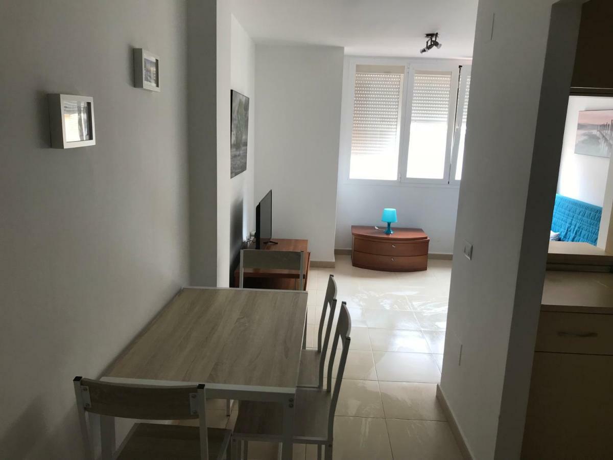 Ilios Apartamentos Málaga Exterior foto
